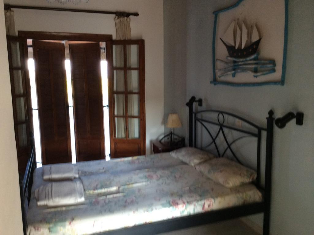 Gerani Apartment Vasilikos  Room photo